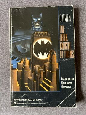 Original 1986 DC Comics release Batman: The Dark Knight Returns by Frank Miller